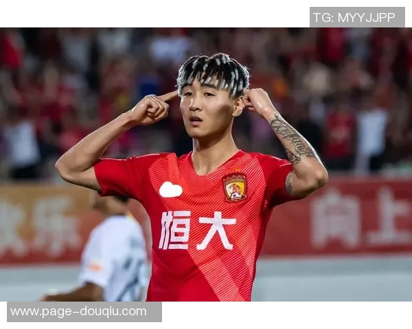 2016年恒大与华夏对决回顾:精彩瞬间与战术分析全记录 2016年恒大与华夏对决回顾:精彩瞬间与战术分析全记录