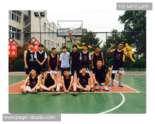 309自由人与火花的激烈对决揭示了篮球的无限魅力与团队精神 309自由人与火花的激烈对决揭示了篮球的无限魅力与团队精神