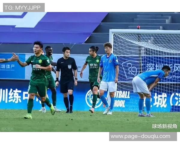 中超精彩对决武汉队迎战石家庄队期待激烈角逐与精彩进球 中超精彩对决武汉队迎战石家庄队期待激烈角逐与精彩进球